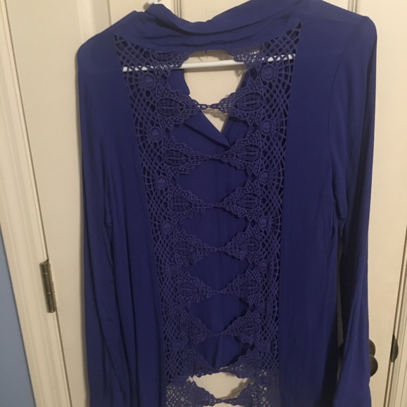 Blue button Blouse - Picture 2 of 3